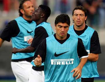 Η Ίντερ ανακάλεσε την αποφασή της να ματαιώσει τα φιλικά στην Αγγλία