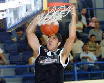 Ο Βασιλόπουλος παίρνει τον δρόμο για τον Ολυμπιακό