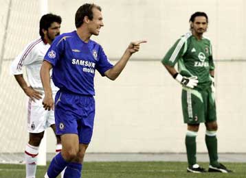 Καλή εμφάνιση από τον Ελευθερόπουλο στην πρώτη του με τη Μίλαν