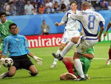 Έτοιμος ο Stelios να υπογράψει τη χρονική επέκταση του συμβολαίου του με την Μπόλτον