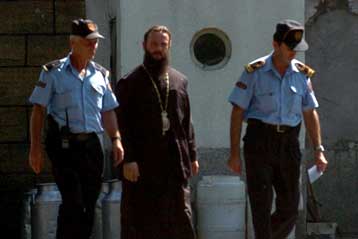 Νέα κρίση στις σχέσεις Βελιγραδίου-Σκοπίων προκαλεί η φυλάκιση του μητροπολίτη Ιωάννη