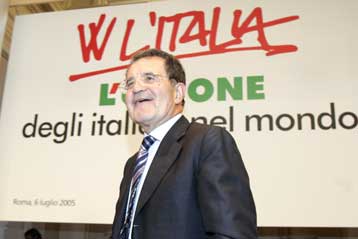 Θα αποσυρθούμε από το Ιράκ, εάν κερδίσουμε στις εκλογές, υπόσχεται ο Ρομάνο Πρόντι