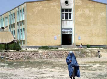 Επεκτείνονται οι κυρώσεις του ΟΗΕ εις βάρος των Ταλιμπάν και της αλ Κάιντα