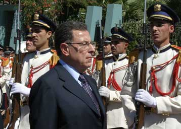 Σε θετικό κλίμα η επίσκεψη του νέου πρωθυπουργού του Λιβάνου στη Συρία