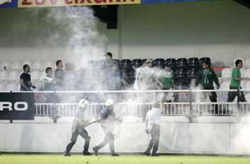 Ματαιώθηκε το φιλικό Ατρομήτου-Προοδευτικής εξαιτίας επεισοδίων