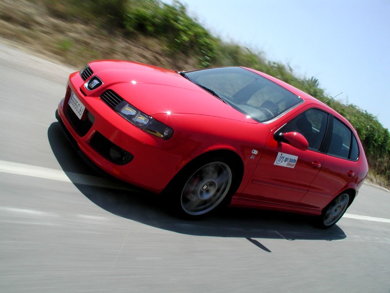 Seat Leon από 13.990 ευρώ – Πλουσιότερος εξοπλισμός για το Toledo