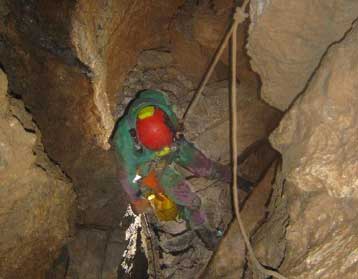 Αποκαλύπτεται το μυστήριο του σπηλαίου στη Λέρνα Αργολίδας