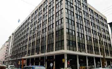 «Ομαλή προσγείωση» στην αγορά ακινήτων προβλέπει η Εμπορική Τράπεζα