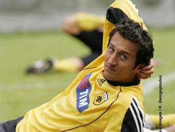 Τριετές συμβόλαιο υπέγραψε με την ΑΕΚ ο Τσάνκο-Αποχώρησε από την προπόνηση ο Ίβιτς