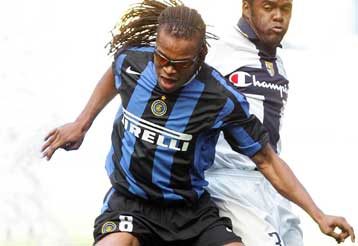 Τριετές συμβόλαιο με την Τότεναμ υπέγραψε ο Έντγκαρ Ντάβιντς