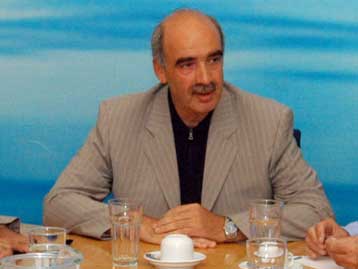 Για ανευθυνότητα Μεϊμαράκη κάνει λόγο το ΠΑΣΟΚ, απορρίπτει τις προτάσεις του