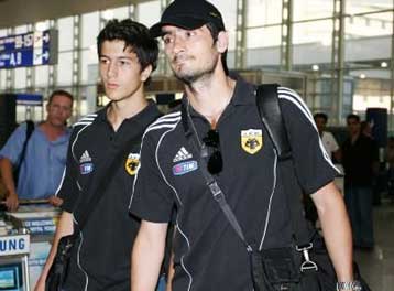 Με αρκετές απουσίες η ΑΕΚ αντιμετωπίζει το Σάββατο στο Λονδίνο την Τσάρλτον σε φιλικό