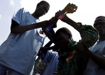 Ίσως ήταν δυστύχημα, ίσως όχι, λέει για το θάνατο του Γκαράνγκ ο πρόεδρος της Ουγκάντα