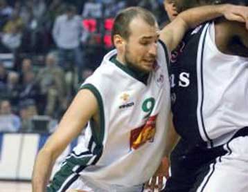 Μονοετές συμβόλαιο με την ΚΑΕ ΑΕΚ υπέγραψε ο Σλάβεν Ρίματς