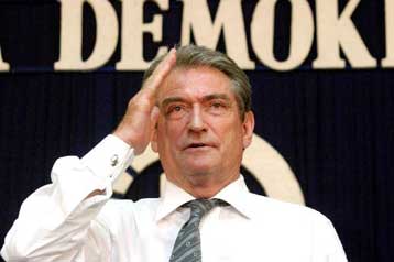 Με έναν υπουργό θα συμμετέχει η ελληνική μειονότητα στη νέα αλβανική κυβέρνηση