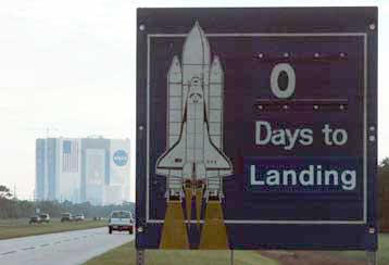 Στην Καλιφόρνια θα επιχειρήσει να προσγειωθεί το Discovery