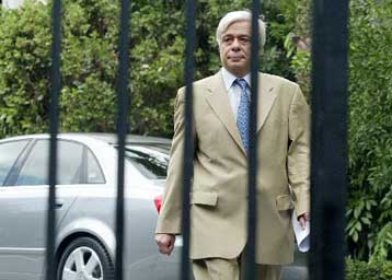 Δίωρη συνεργασία με τον πρωθυπουργό είχε ο Προκόπης Παυλόπουλος