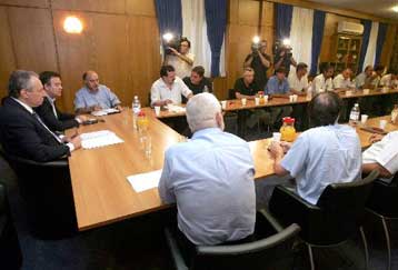 Κανονικά οι παραδόσεις ροδάκινων μετά τη συμφωνία με τις βιομηχανίες