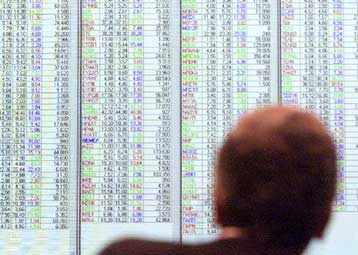 Με απώλειες 0,96% κάτω από τις 3.300 μονάδες έκλεισε το Χρηματιστήριο την Παρασκευή