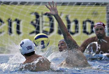 Μία ακόμα ήττα για την εθνική πόλο, 15-11 από την Ουγγαρία