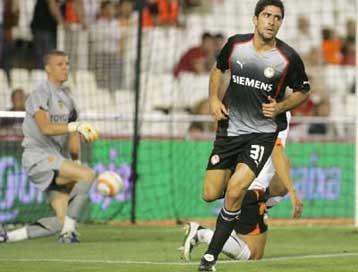 Πολύ καλός ο Ολυμπιακός κέρδισε 3-1 τη Βαλένθια