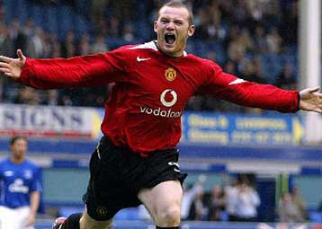 Με το δεξί ξεκίνησε η Μάντσεστερ, 2-0 την Έβερτον-Ισοπαλία για τη Λίβερπουλ