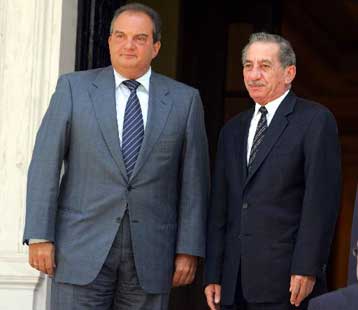 Βούληση για διαλεύκανση της αεροπορικής τραγωδίας εξέφρασαν Καραμανλής – Παπαδόπουλος