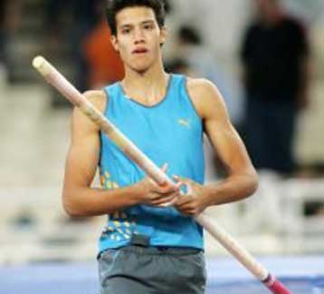 Πανελλήνιο ρεκόρ από τον Φιλιππίδη στο άλμα επί κοντώ με 5.75μ.