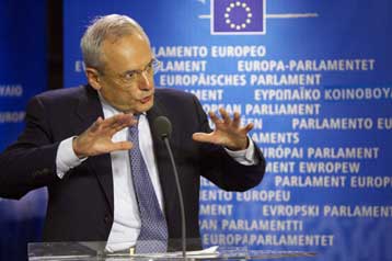 Μαύρη λίστα με τις επικίνδυνες αεροπορικές εταιρείες δημιουργεί η ΕΕ