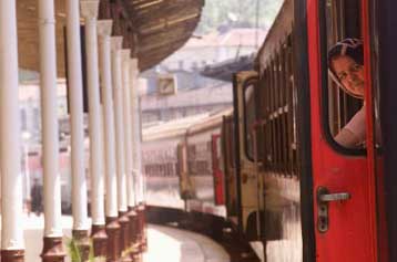 Έκρηξη βόμβας κατά τη διέλευση τρένου στη νοτιοανατολική Τουρκία