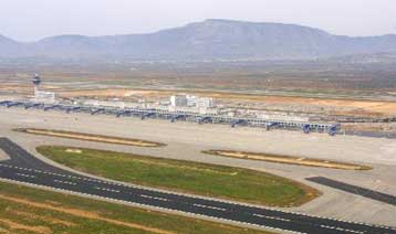 Περιπέτεια εν πτήσει για 100 επιβάτες της Aegean