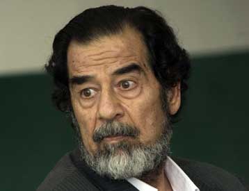 Ρόλο «μάρτυρα» αποδίδει στον εαυτό του ο Σαντάμ για το καλό του Ιράκ και των Αράβων