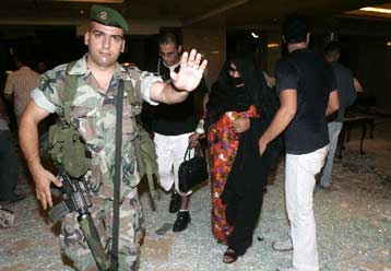 Έκρηξη βόμβας στη Βηρυτό με τουλάχιστον τέσσερις τραυματίες