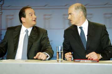 «Μεταρρυθμιστής» ο Κ.Καραμανλής, «εκσυγχρονιστής» ο Γ.Παπανδρέου, λένε οι πολίτες