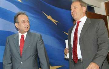 «Oύτε νέοι φόροι ούτε παροχές» το στίγμα της οικονομικής πολιτικής για το 2006