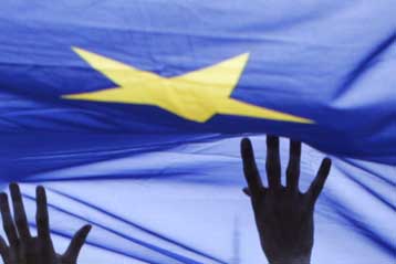 Υπέρ της έναρξης ενταξιακών διαπραγματεύσεων της Τουρκίας στις 3 Οκτωβρίου η Κομισιόν