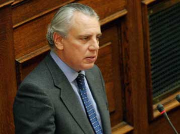 Αποχώρησε το ΠΑΣΟΚ από τη συζήτηση στη Βουλή για το αυτοδιοίκητο των δικαστηρίων