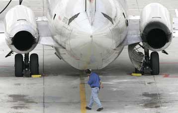 «Γαλάζιες σημαίες» και για τις αεροπορικές εταιρείες προτείνει η γαλλική κυβέρνηση