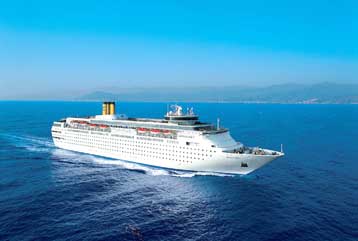 Φωτιά σε ιταλικό κρουαζιερόπλοιο που έπλεε ανοιχτά του Πόρου