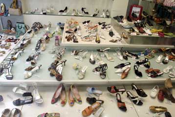 Τελειώνει η περίοδος των θερινών εκπτώσεων στις 27 Αυγούστου