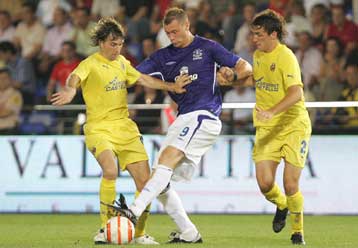 Δεν άντεξε η Ανόρθωση κόντρα στους Ρέιντζερς, με τον Κολίνα τα έχουν στην Έβερτον