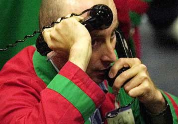 Στα 67 δολάρια το βαρέλι επιστρέφει το πετρέλαιο