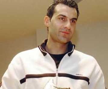 Πιθανή η μετακόμιση του Δέλλα στο Μιλάνο για να ντυθεί «ροσονέρι»