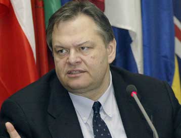 Ο πρωθυπουργός χειρίζεται την απογοήτευση που ο ίδιος δημιούργησε, λέει ο Ευ.Βενιζέλος