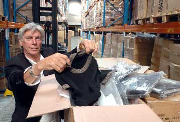 Συνεχίζονται οι συνομιλίες ΕΕ – Κίνας για τις εισαγωγές κλωστοϋφαντουργικών προϊόντων