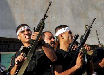 Δεν καταθέτει τα όπλα η Χαμάς παρά την ισραηλινή αποχώρηση από τη Λωρίδα της Γάζας