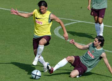 Μεταγραφική ενίσχυση της Λιόν που απέκτησε τον Τιάγκο και τον Βραζιλιάνο φορ, Φρεντ