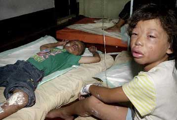 Ισχυρή έκρηξη στις νότιες Φιλιππίνες με τουλάχιστον 30 τραυματίες