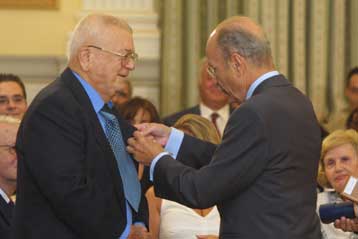 Την Τρίτη από το Β Νεκροταφείο η κηδεία του Γιώργου Μουζάκη