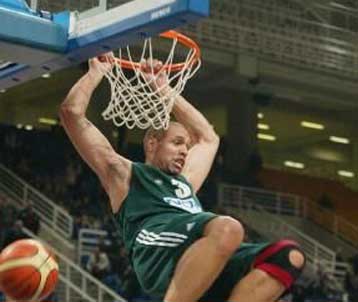 Τον Τρέισι Μάρεϊ αποκτά ο ΠΑΟΚ με χαμόγελα από τον Πρέλεβιτς